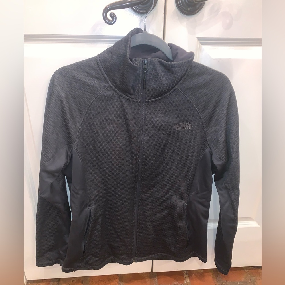 Women’s north face zip up